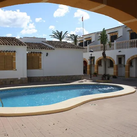 Lirios Locdenia Holiday home