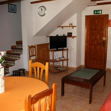 Lirios Locdenia Holiday home *