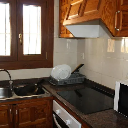 Holiday home Lirios Locdenia