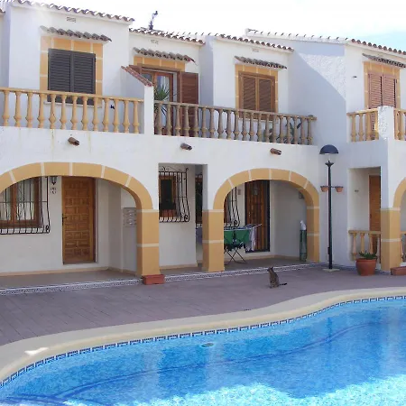 Lirios Locdenia Holiday home *
