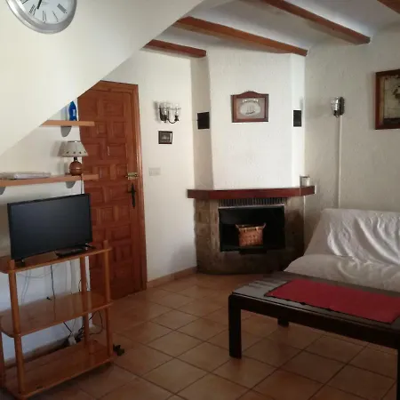 Holiday home Lirios Locdenia