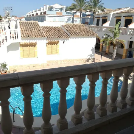 Holiday home Lirios Locdenia *