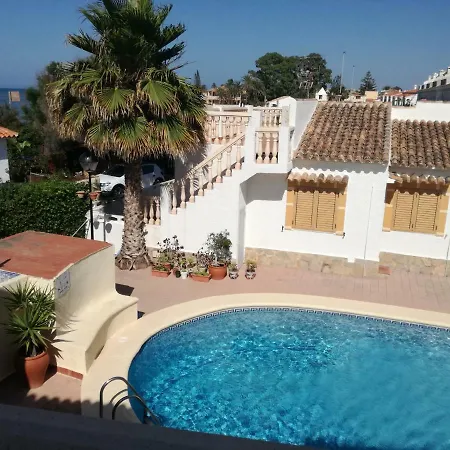 Casa de Férias Lirios Locdenia *